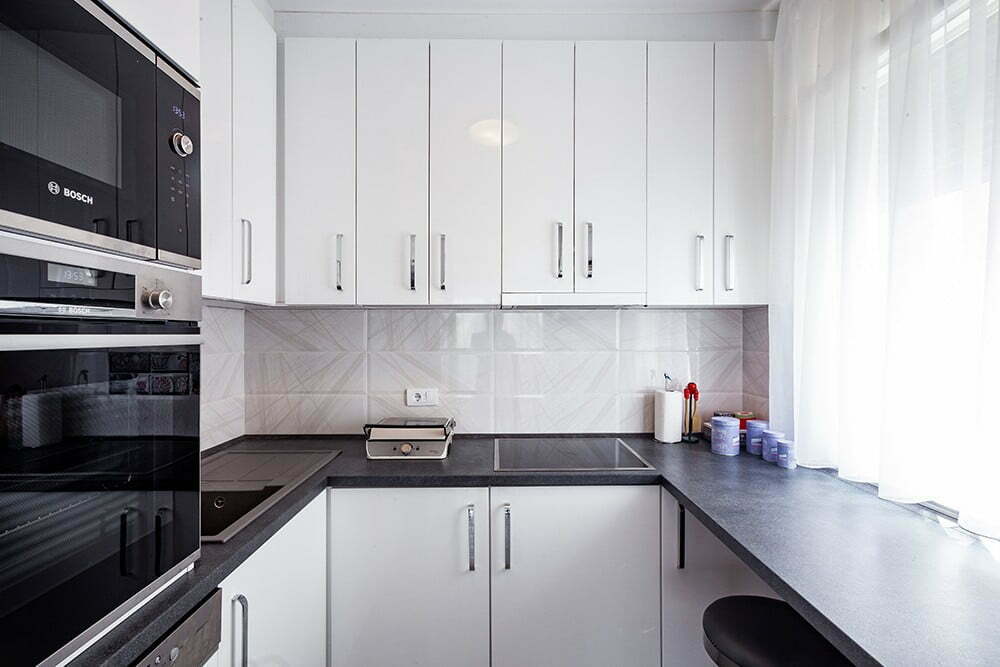 modern-flat-kitchen